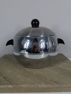 Vintage West Bend Penguin Ice Bucket w/ Tongs Mid Century Barware Chrome USA